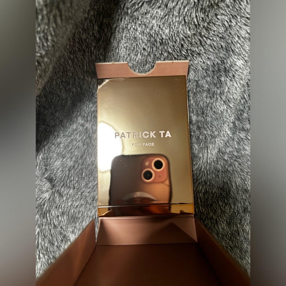 PATRICK TA SHES THE MOMENT BLUSH DUO